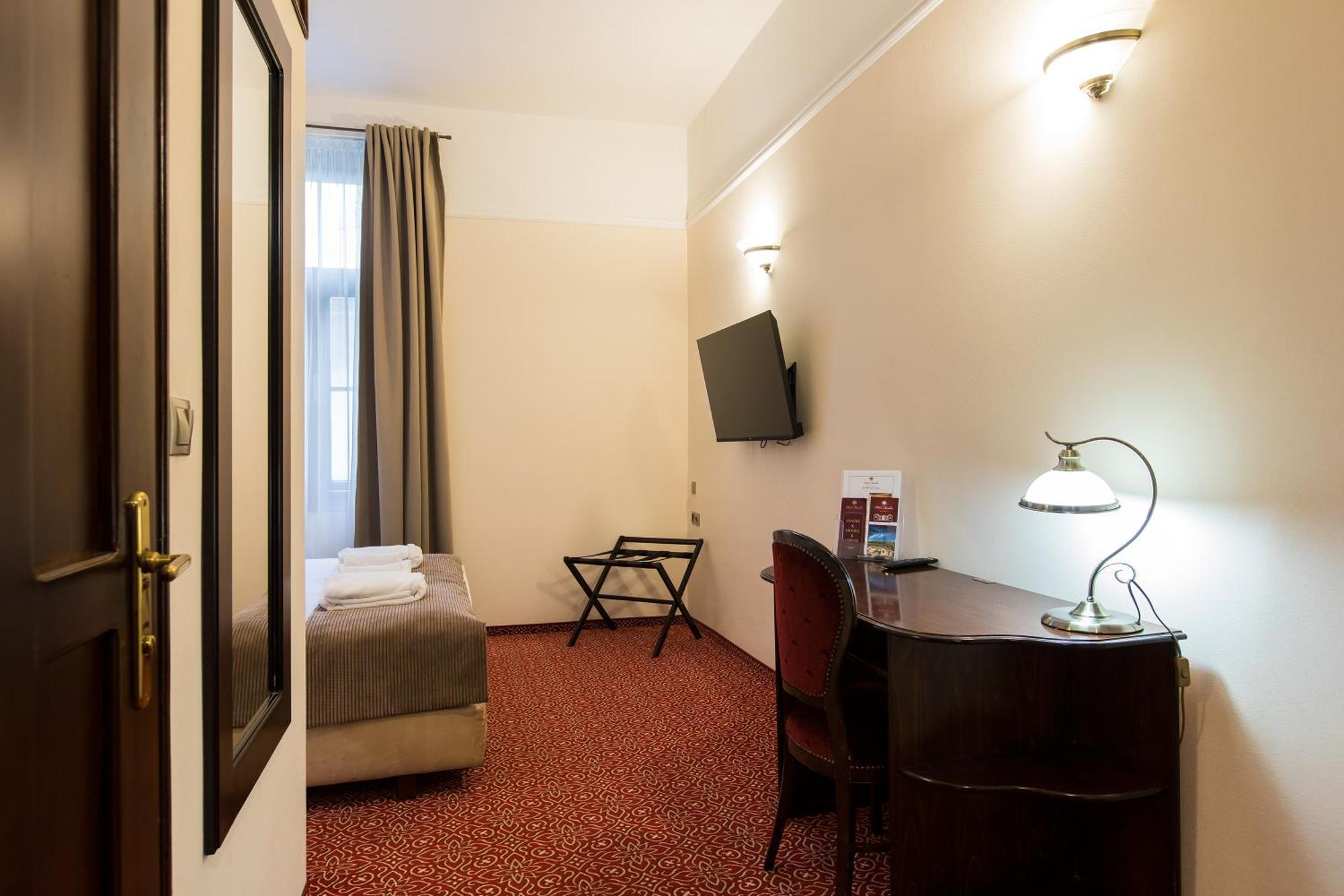 Hotel Bankov Кошице Екстер'єр фото